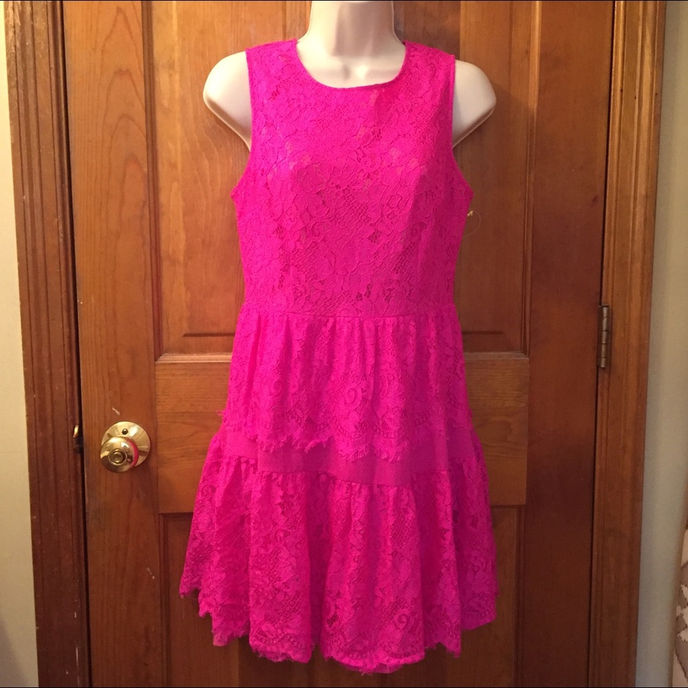 Lace pink dress nwot